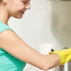 Jak usunąć kamień ze zlewu? Skuteczne metody na limescale w domu